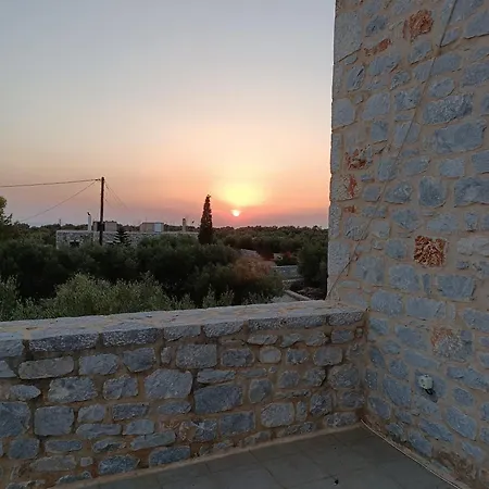 Ξενοδοχείο Pirgoiedem Charouda
