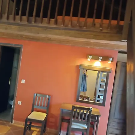 Pirgoiedem Hotel Charouda